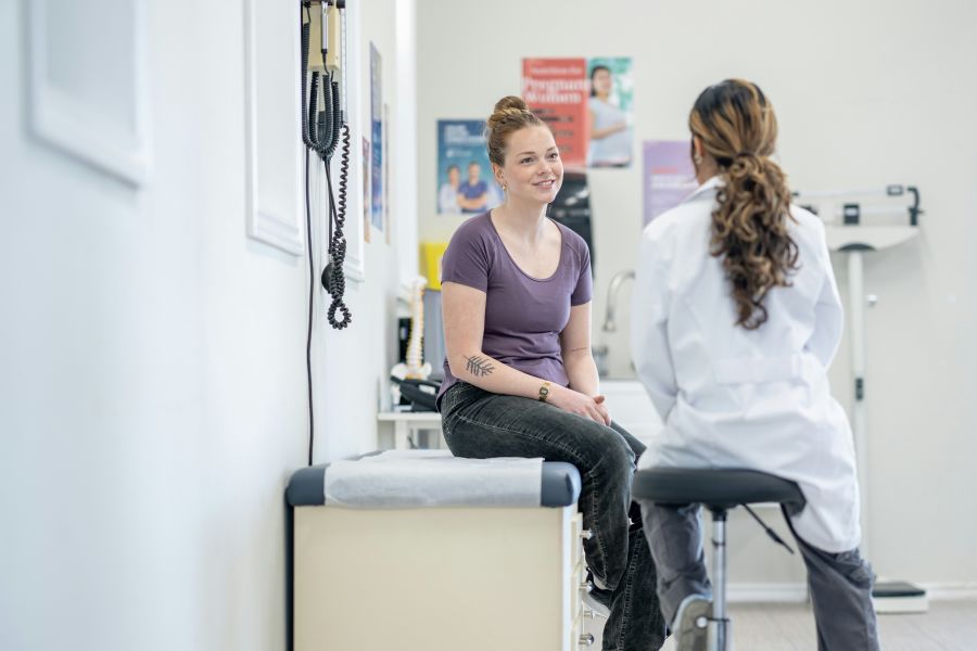 Screening og vaccinationer hjælper mod livmoderhalskræft. Foto: FatCamera on iStock.